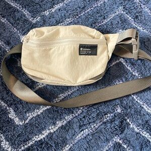 Lululemon Fanny pack